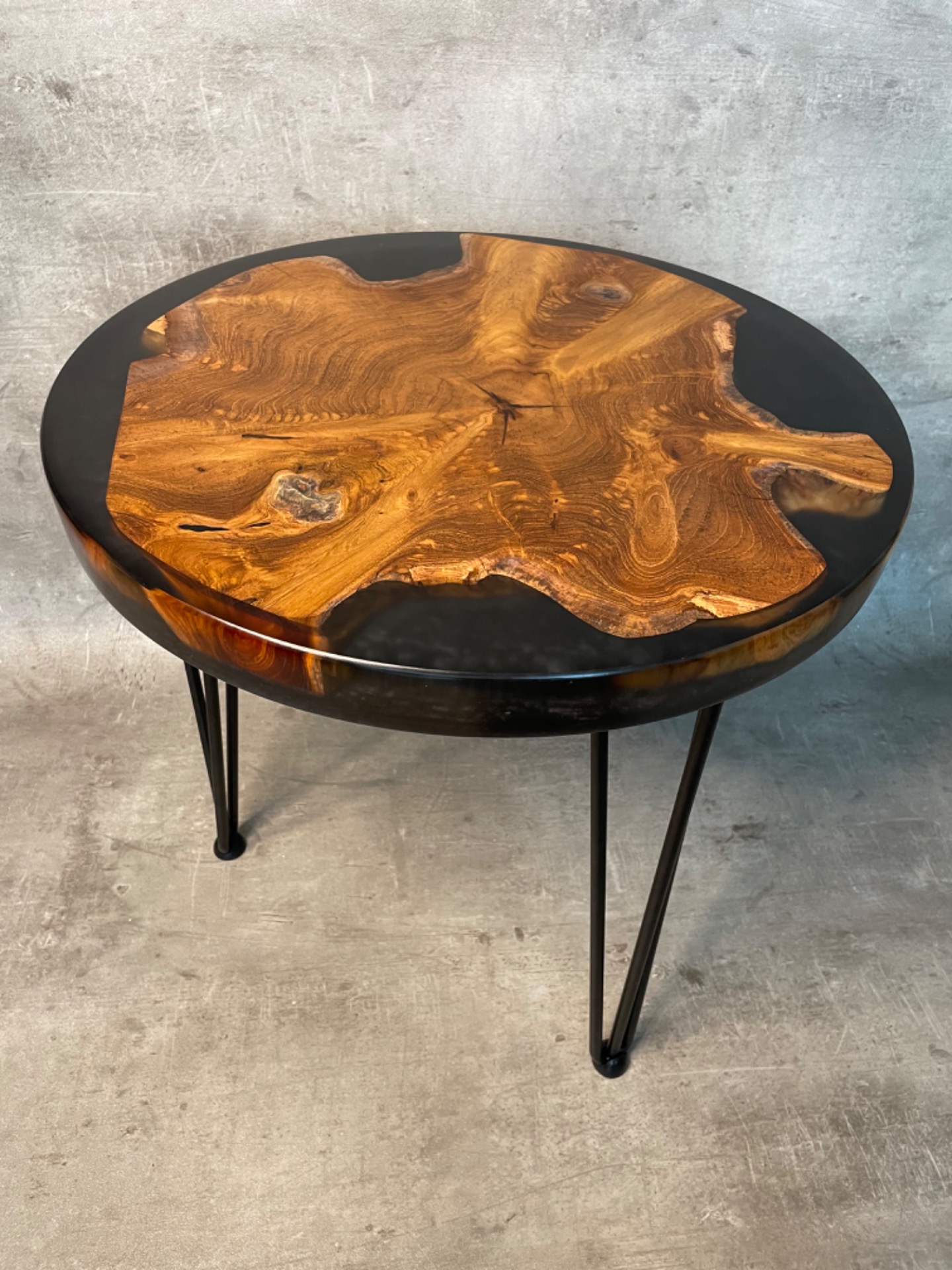 Okrúhly stôl ONYX BLACK