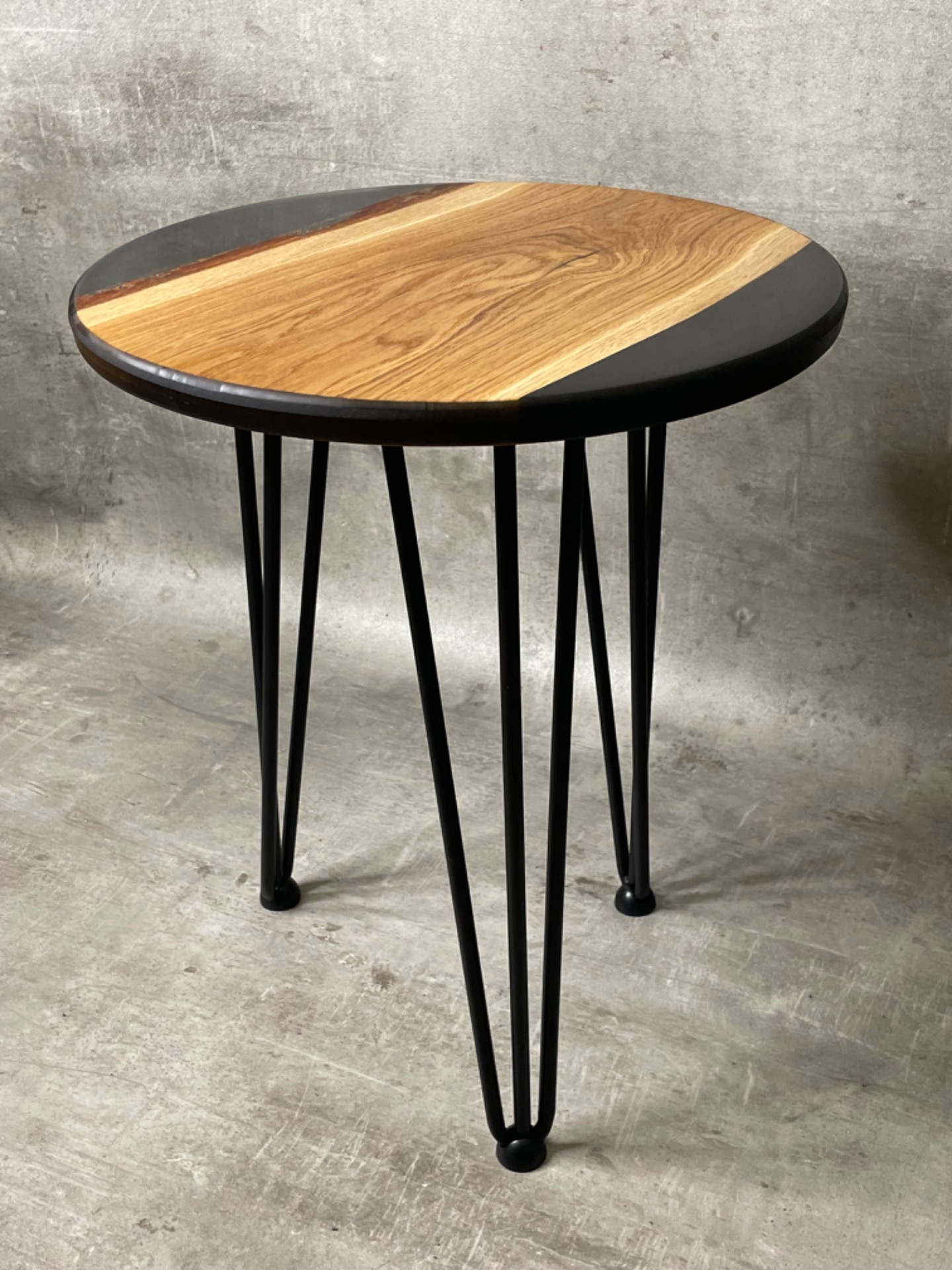 Okrúhly stôl BLACK